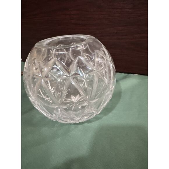 Vintage Bohemian Crystal Clear Cut Glass Round Centerpiece Bud Vase 6x6” - Picture 3 of 6
